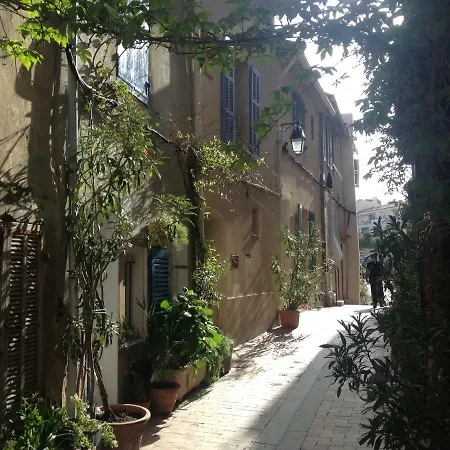 Maison * Cassis